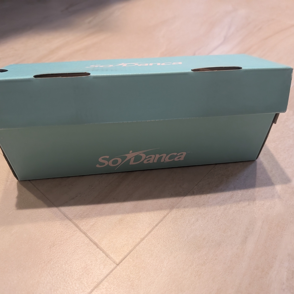 So Danca Caramel Jazz Shoes Brand New